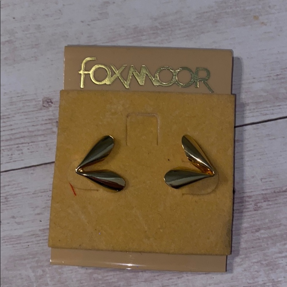 Vintage Foxmoor Gold Metal Earrings